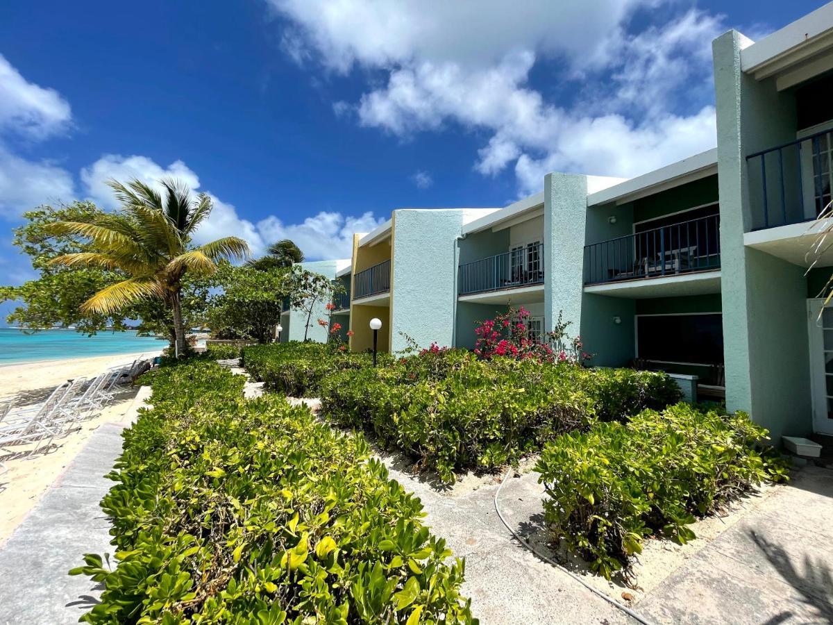 Osprey Beach Hotel Cockburn Town Bagian luar foto