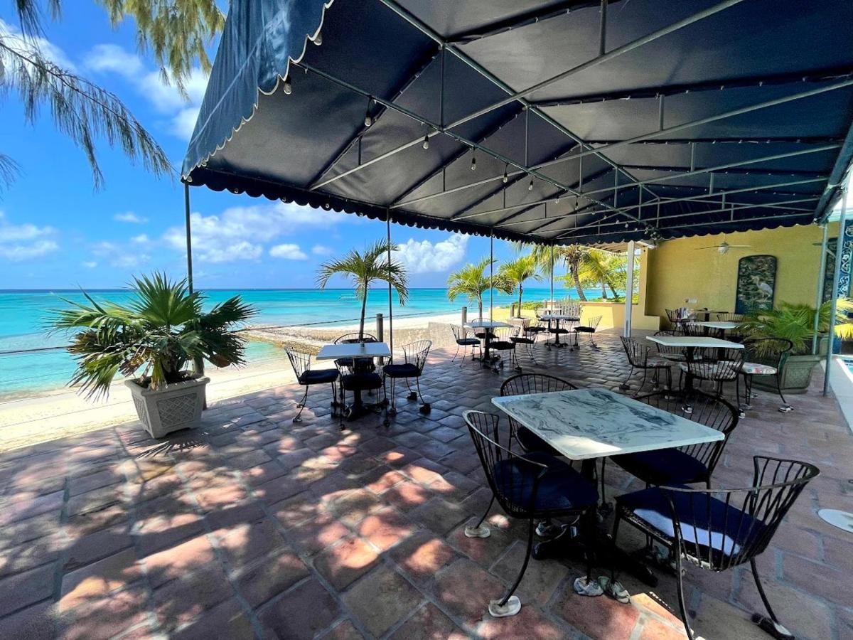 Osprey Beach Hotel Cockburn Town Bagian luar foto