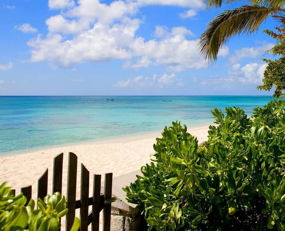 Osprey Beach Hotel Cockburn Town Ruang foto